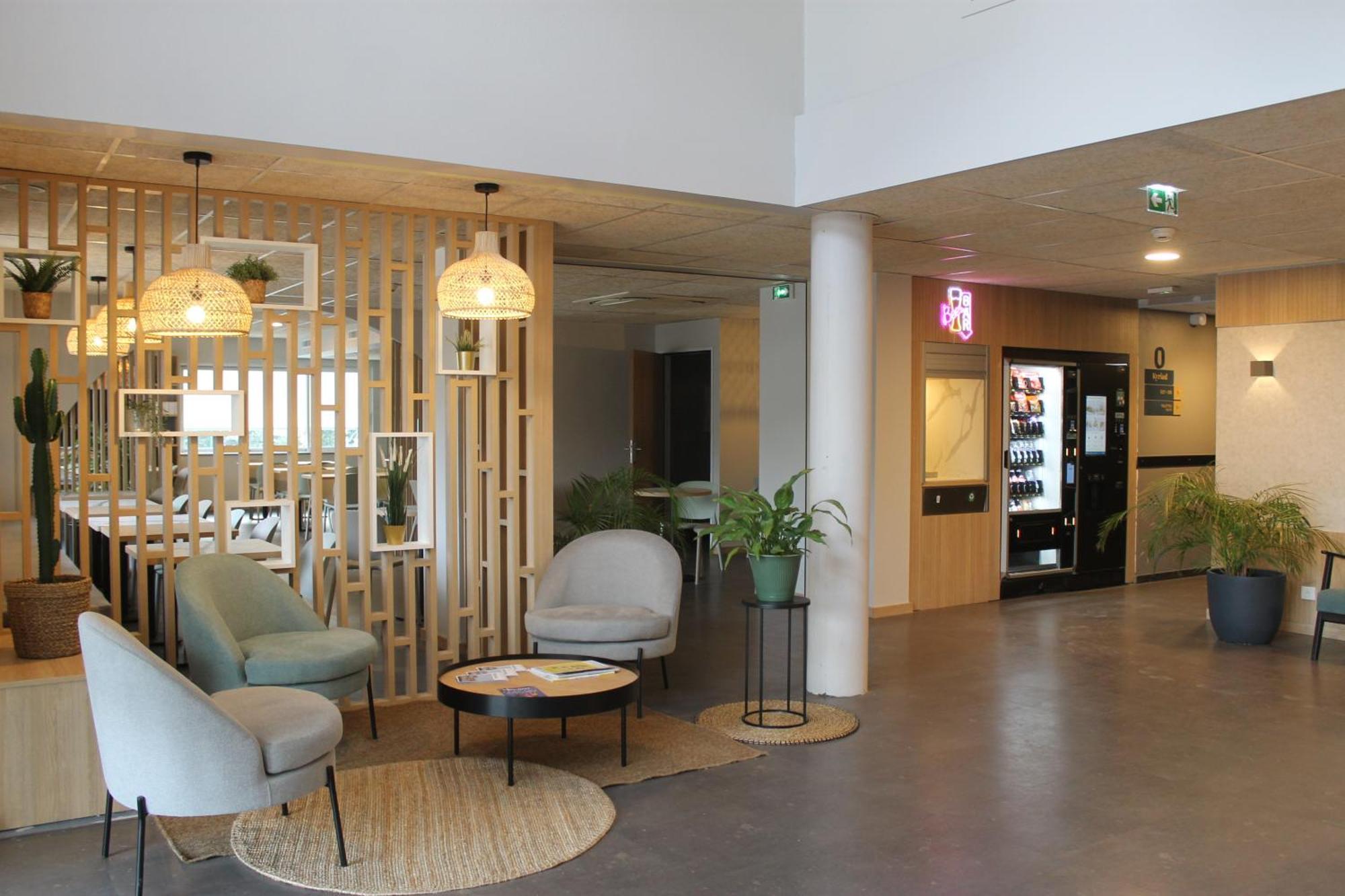 Kyriad Anglet - Biarritz エクステリア 写真